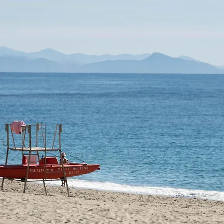 Lido Szálloda Varazze