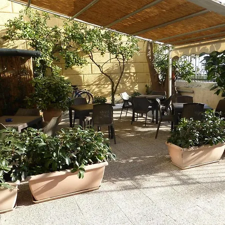 Lido فندق