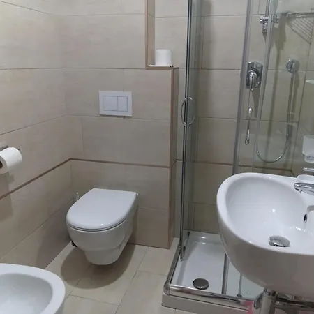 Lido Hotel 3*