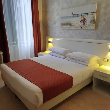 Lido Hotel 3*