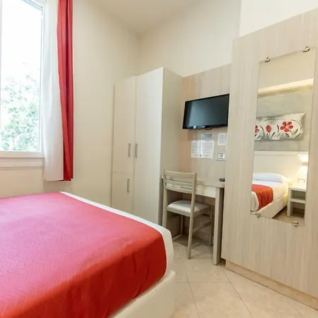 Lido Hotel 3*