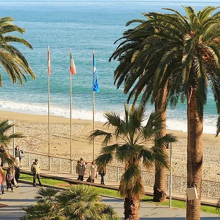Lido 3* Varazze