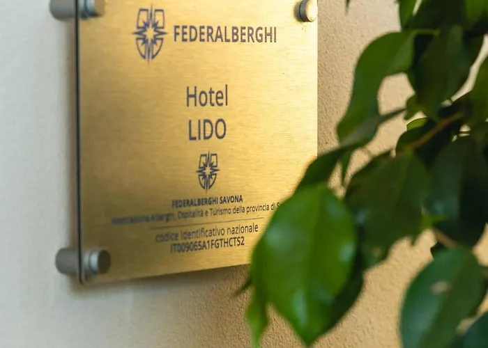 Lido فندق فاراتسي