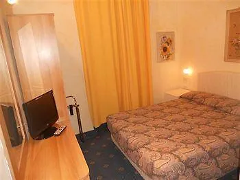 Lido 3* فاراتسي